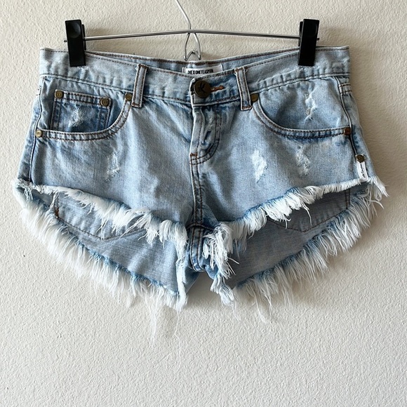 One Teaspoon Pants - One Teaspoon Y2K Bonitas Distressed Cut Off Shorts